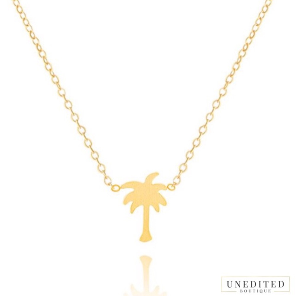 🏷 SALE- 18k Gold Palm Necklace - Picture 2 of 5